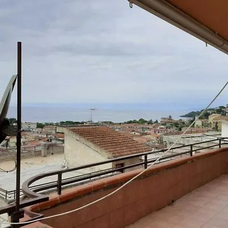 Con Terrazza, Vista Panoramica Sul Mare Daire *