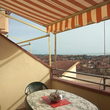 Con Terrazza, Vista Panoramica Sul Mare *