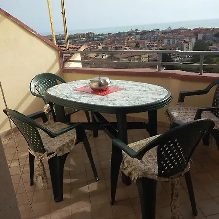 Daire Con Terrazza, Vista Panoramica Sul Mare Scalea